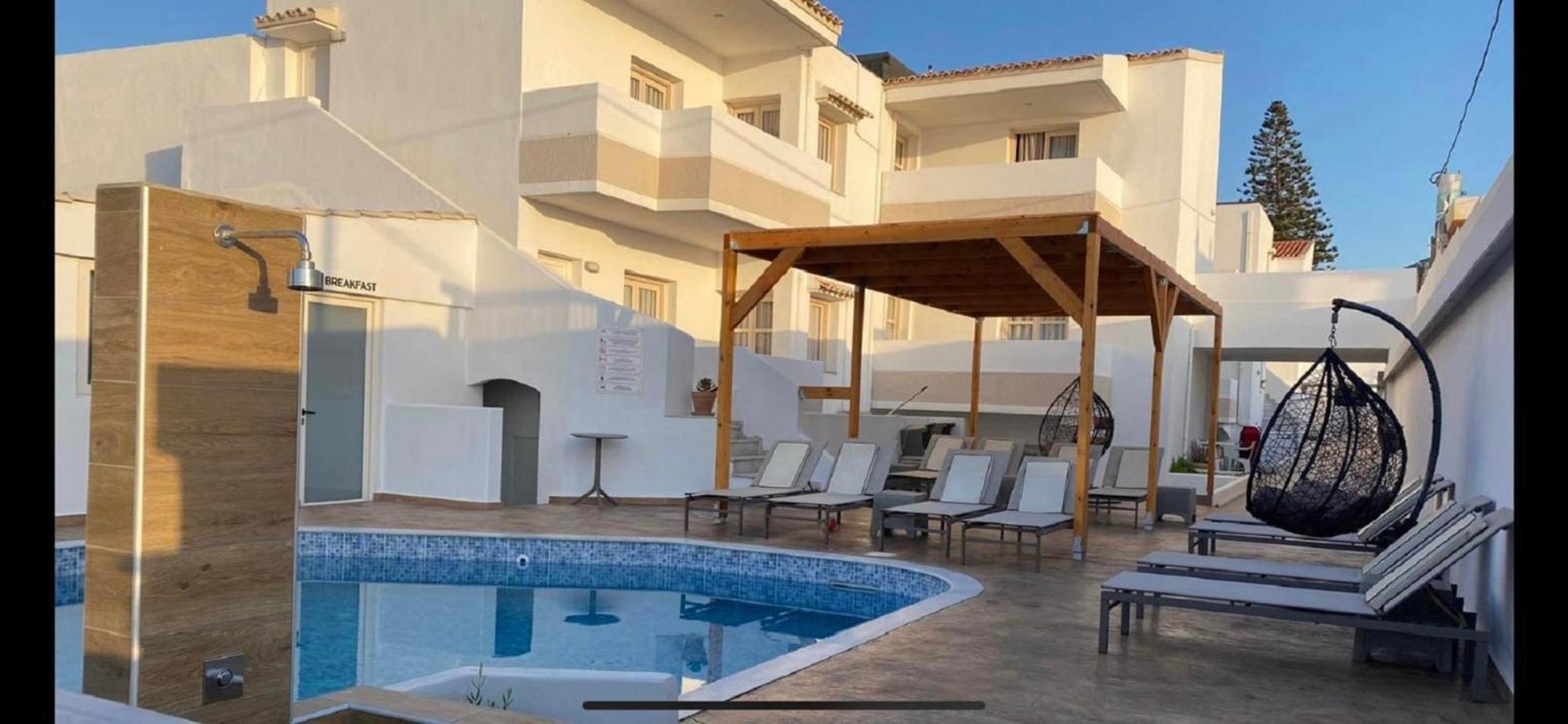Coralli Hotel 3*